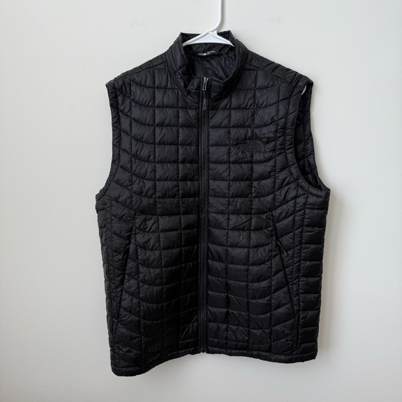 The North Face Thermoball Vest Insulated Black Men’s Size Medium Winter NF0A3KEW